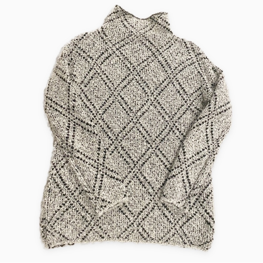 Chelsea & Theodore | Wool Turtleneck Sweater Gray Diamond Size Small - Picture 2 of 5